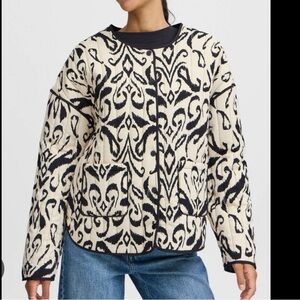 Elegant Black and Cream Patterned Quilted Jacket